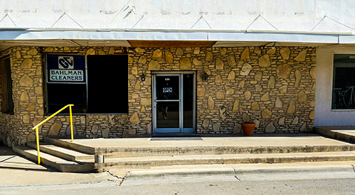 Ozona Storefront